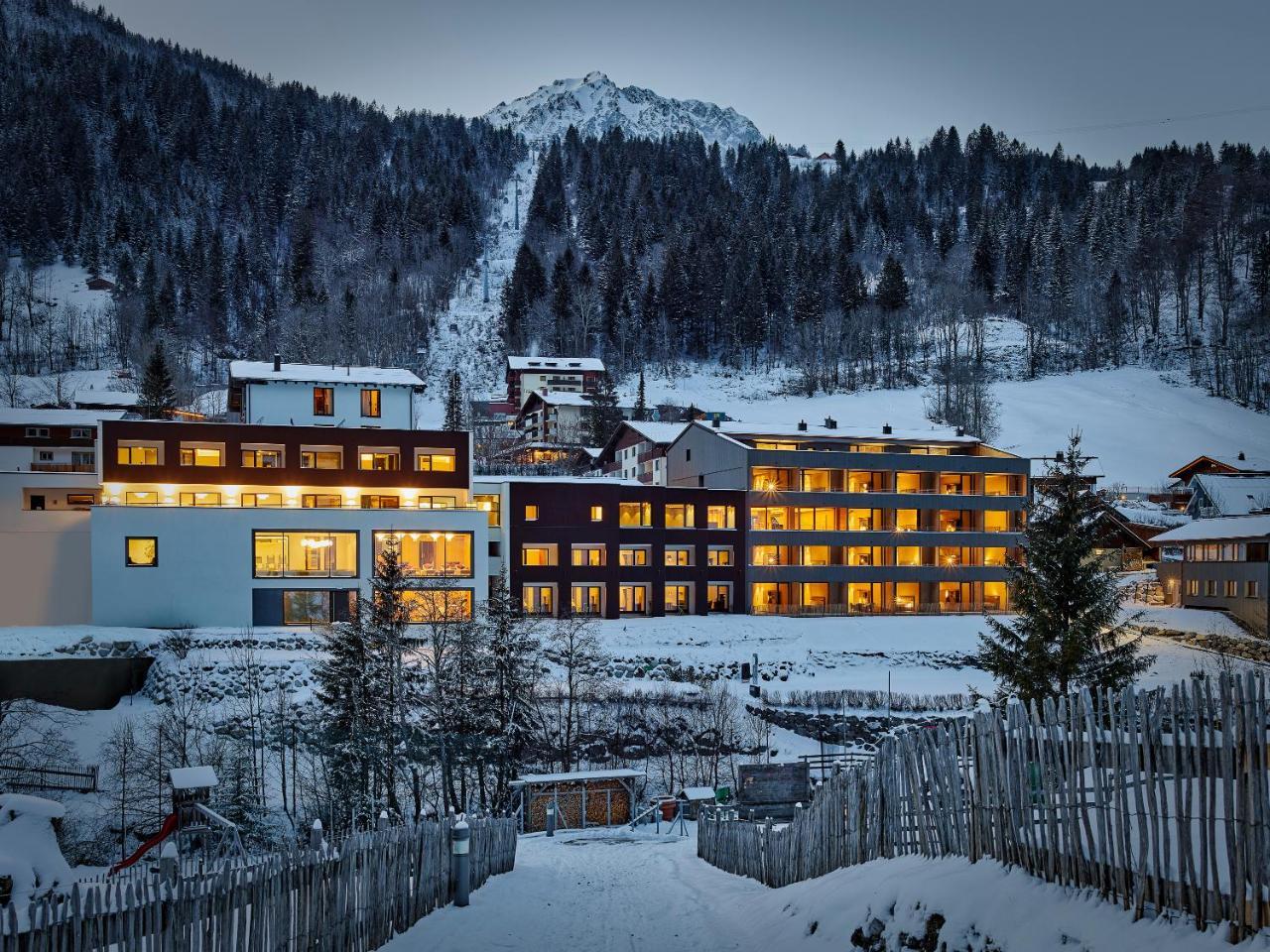 Aktiv-Hotel Sarotla Бранд Екстериор снимка